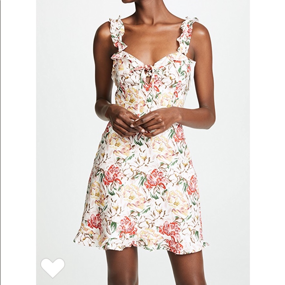 Adorable floral Wayf mini dress!